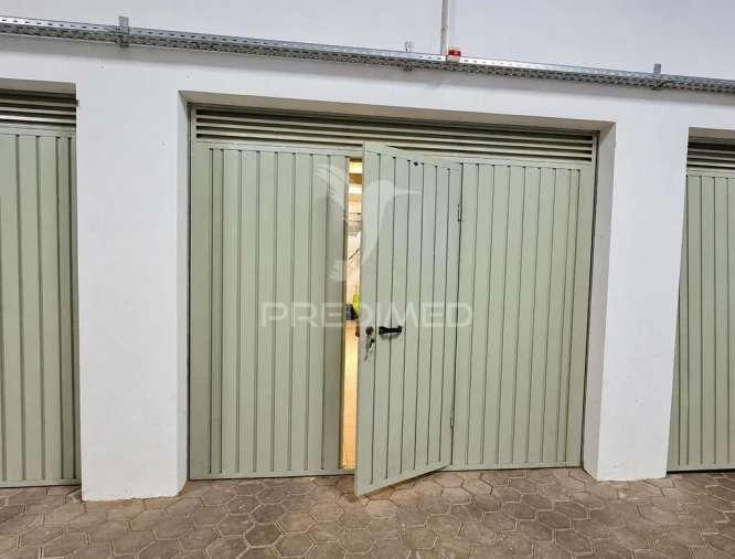 Apartamento T2 para Venda em Alvor Foto 17