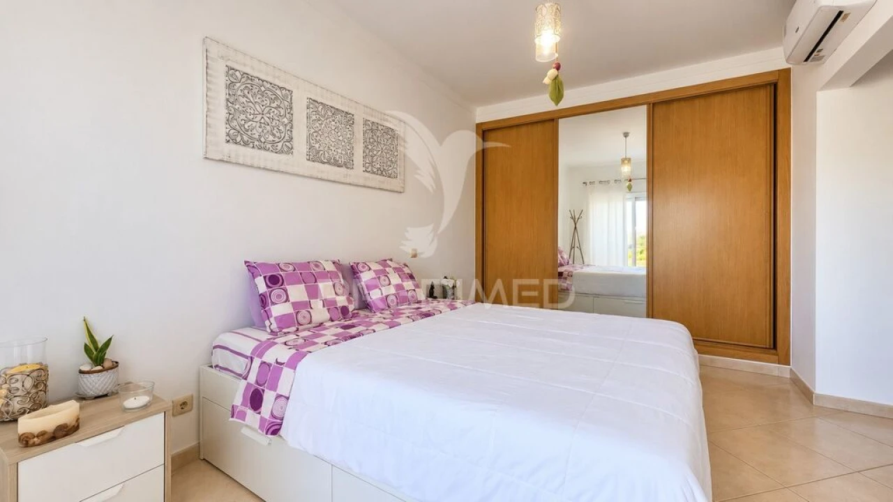 Apartamento T2 para Venda em Alvor Foto 11