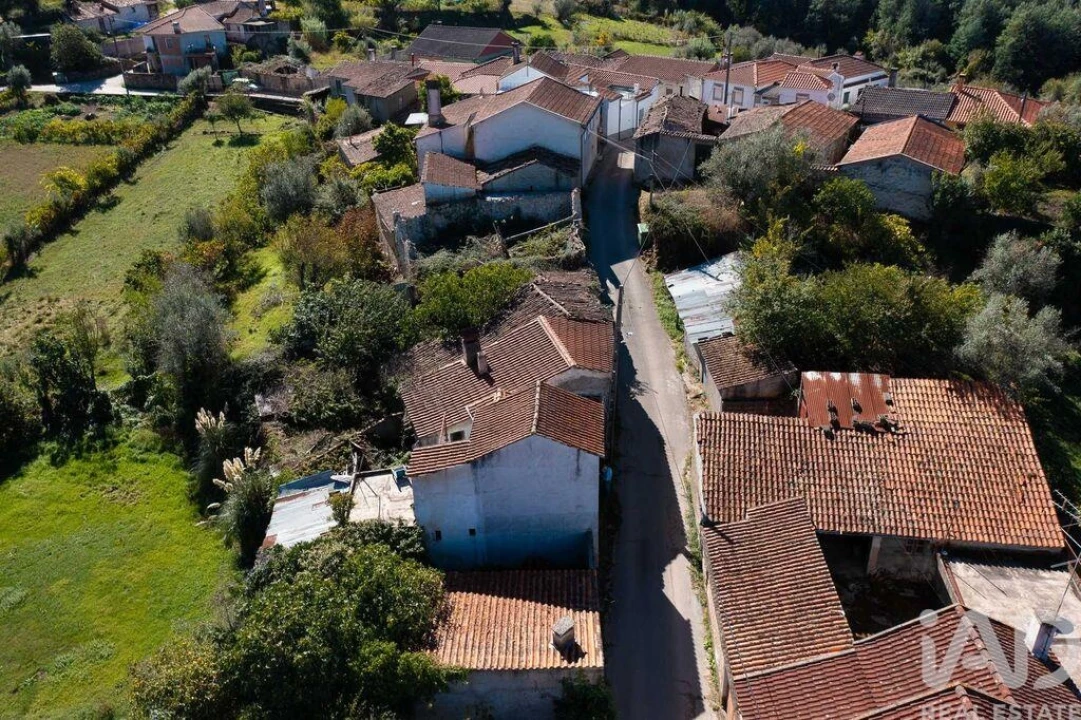 Moradia T2 para Venda em Lousã e Vilarinho Foto 21