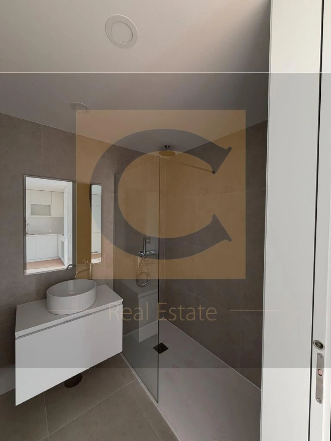 Apartamento T1 para Venda em Paranhos Foto 19
