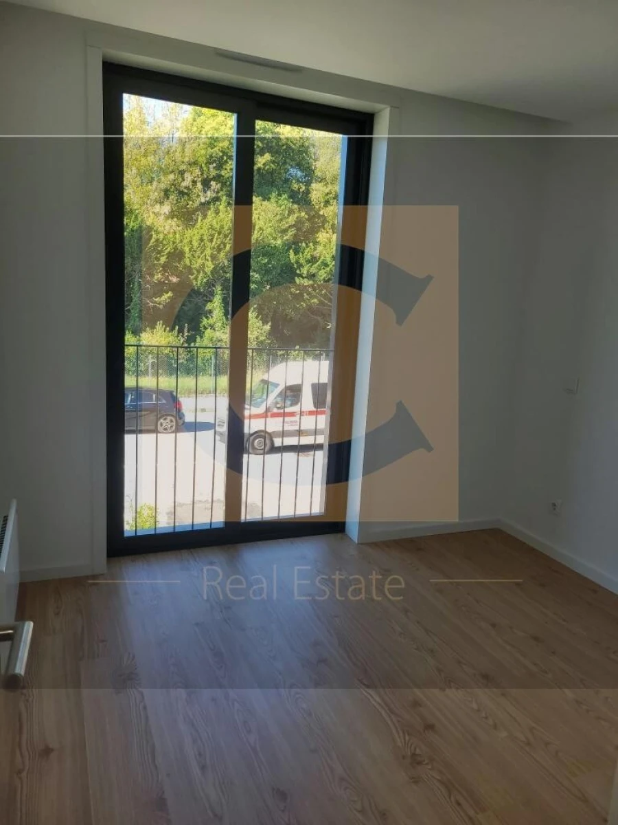 Apartamento T1 para Venda em Paranhos Foto 14
