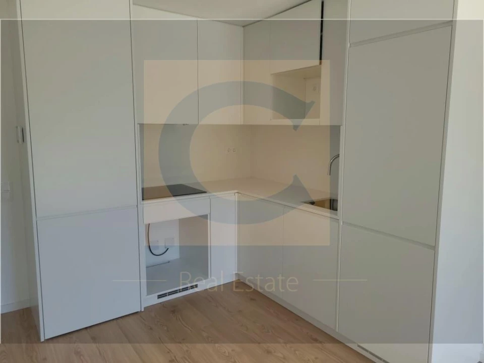 Apartamento T1 para Venda em Paranhos Foto 8