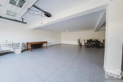 Moradia T5 para Venda em Nadadouro