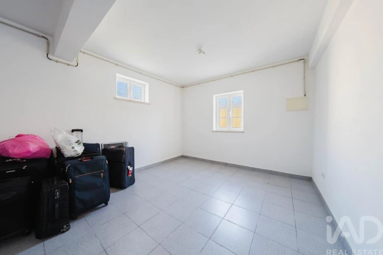 Moradia T5 para Venda em Nadadouro Foto 40