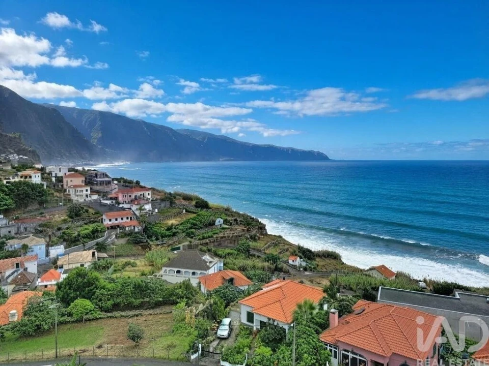 Moradia T4 para Venda em Ponta Delgada Foto 4