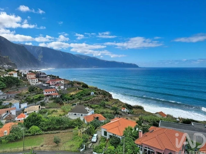 Moradia T4 para Venda em Ponta Delgada Foto 4