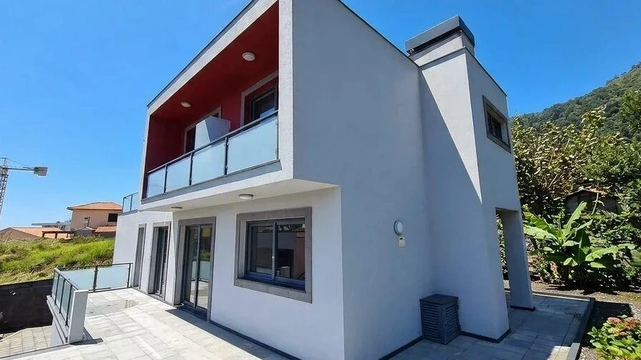 Moradia T4 para Venda em Ponta Delgada