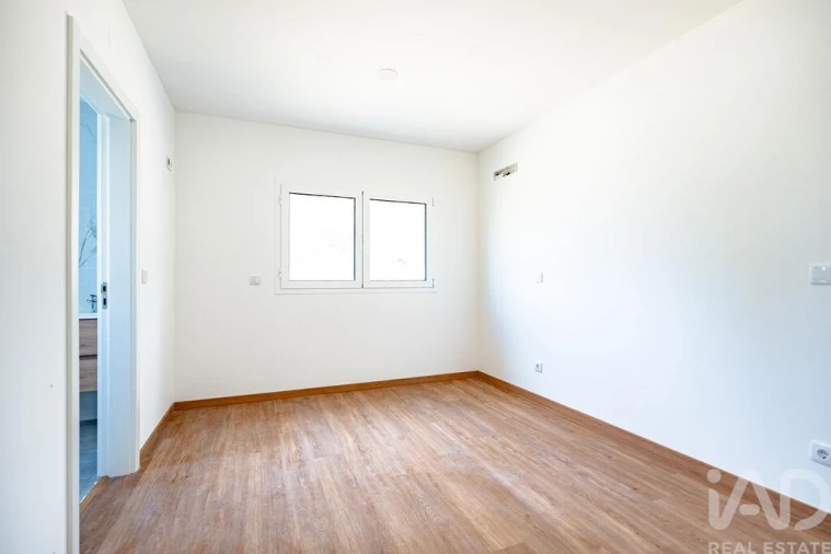 Apartamento T2 para Venda em Monte Real e Carvide Foto 10