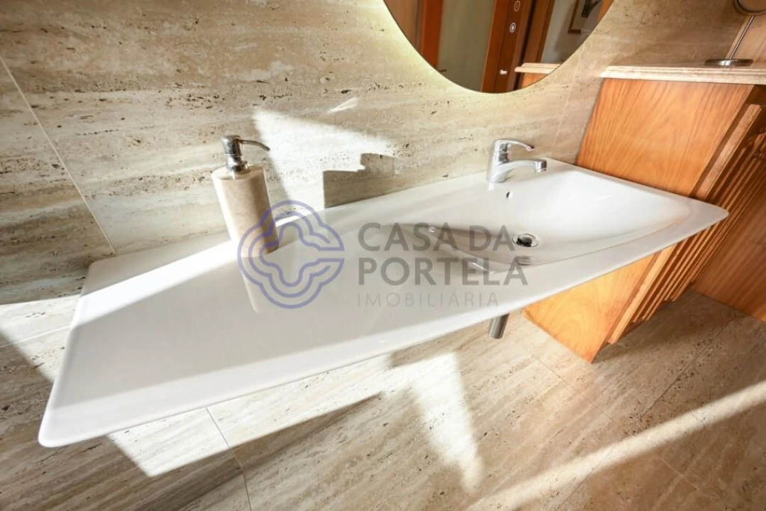 Moradia T3 para Venda em Esmoriz Foto 56