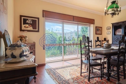 Moradia T4 para Venda em Moimenta da Beira