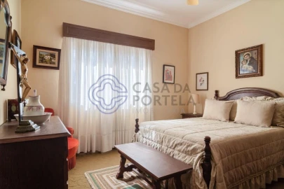 Moradia T4 para Venda em Moimenta da Beira