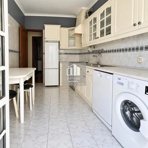 Apartamento T3 para Venda em Costa da Caparica Foto 21