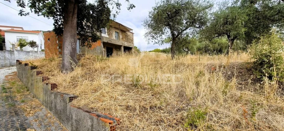 Moradia T2 para Venda em Vale de Prazeres e Mata da Rainha Foto 3