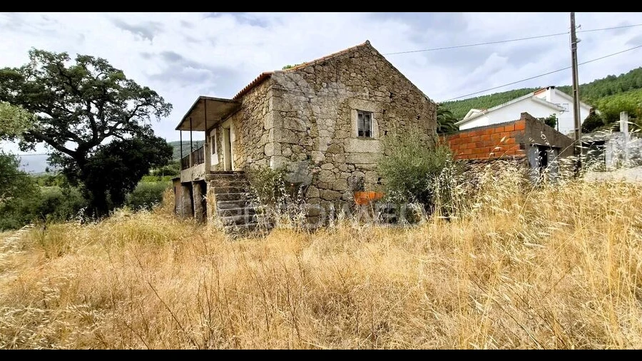 Moradia T2 para Venda em Vale de Prazeres e Mata da Rainha