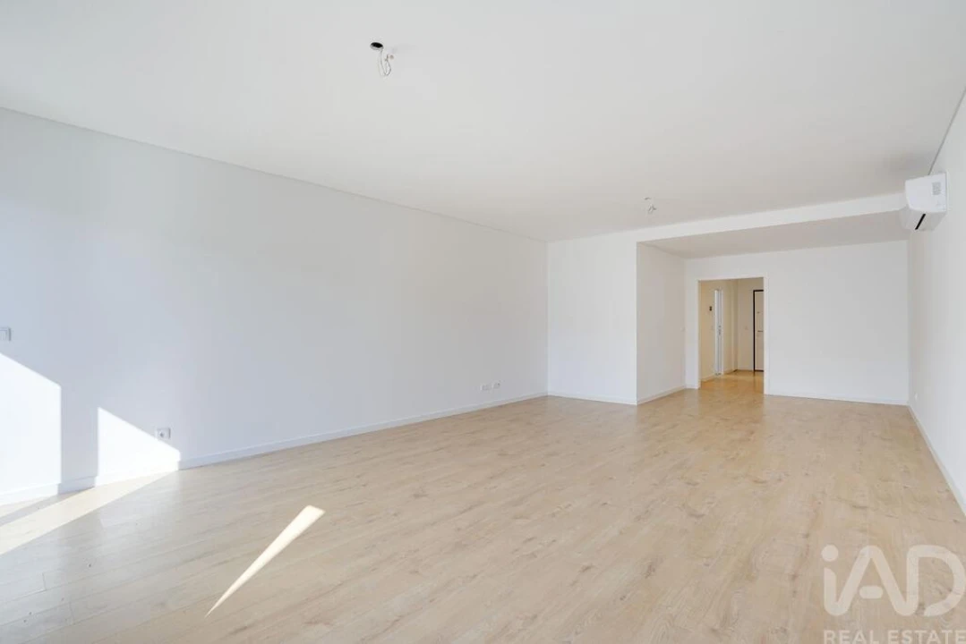 Apartamento T3 para Venda em Venteira Foto 16