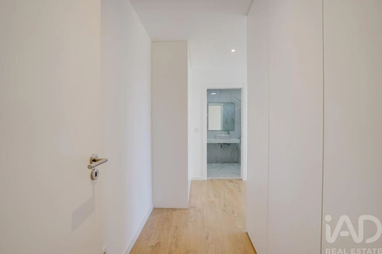Apartamento T3 para Venda em Venteira Foto 33