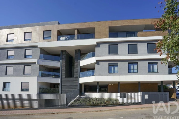 Apartamento T3 para Venda em Venteira Foto 3