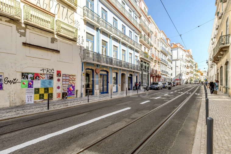 Apartamento T2 para Venda em Misericórdia Foto 20