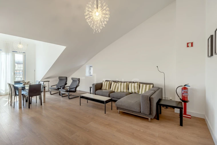 Apartamento T2 para Venda em Misericórdia Foto 2