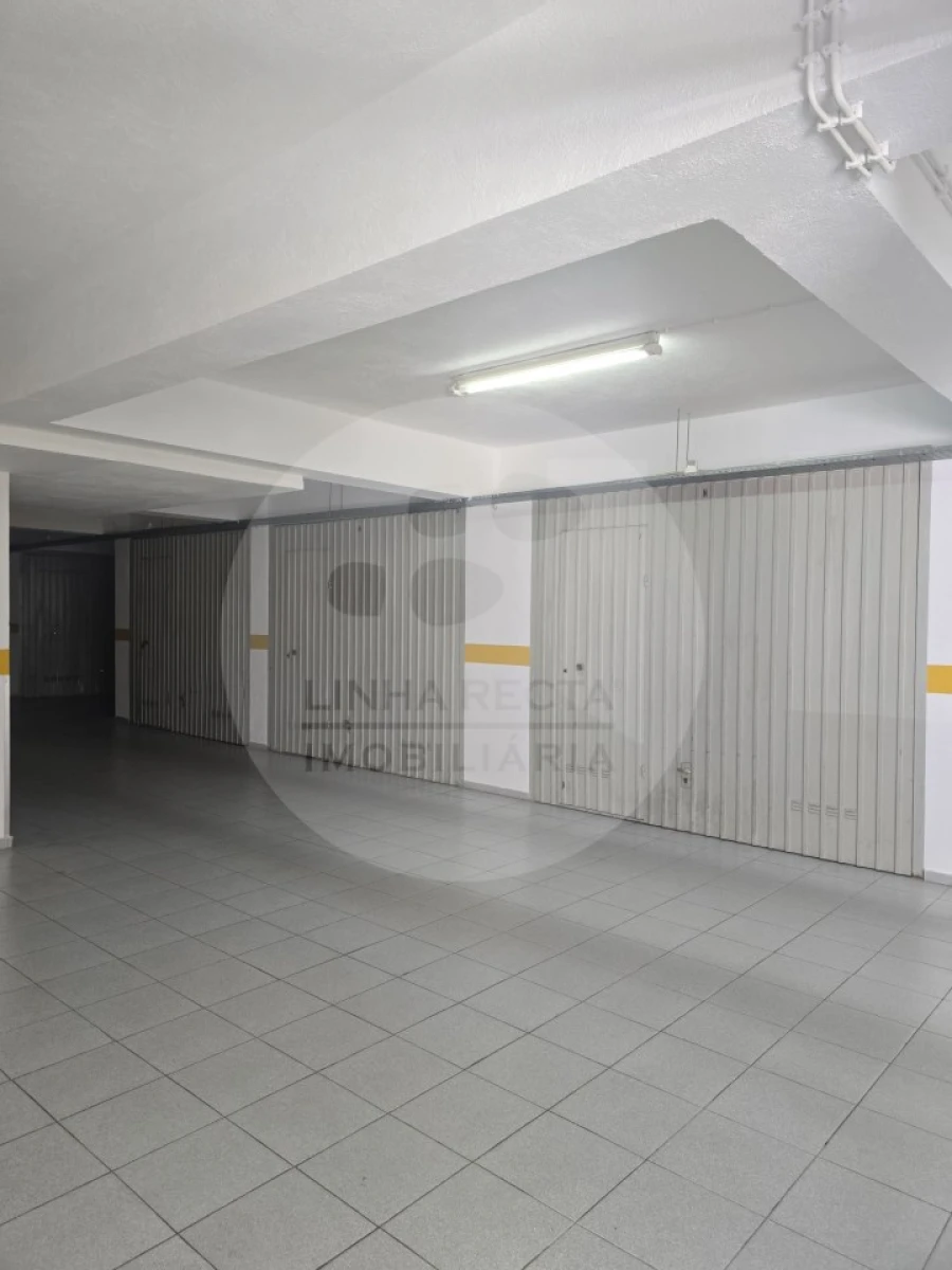 Garagem para Arrendamento em União das Freguesias de Setúbal Foto 14