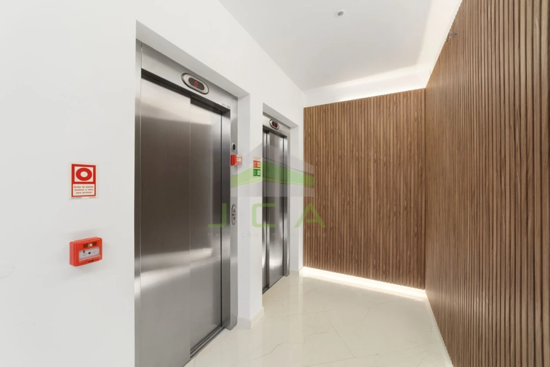 Apartamento T1 para Venda em Fatima Foto 4
