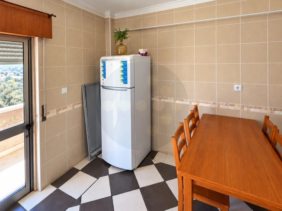 Apartamento T2 para Venda em Abrantes (São Vicente e São João) e Alferrarede Foto 6