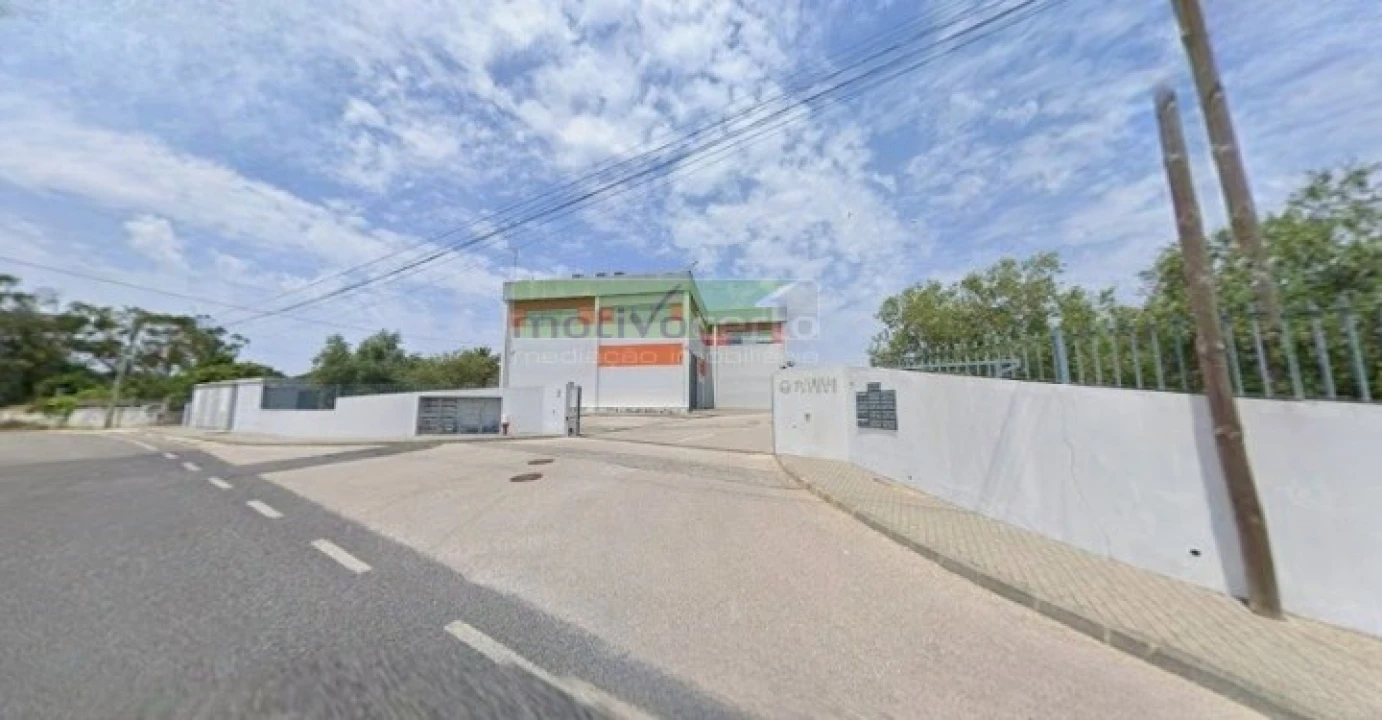 Armazém para Venda em São João das Lampas e Terrugem Foto 1