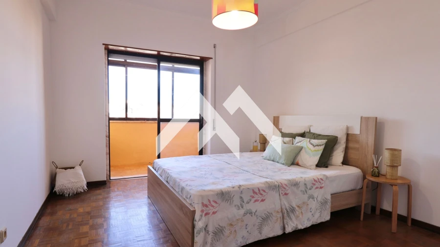 Apartamento T2 para Venda em Algueirão-Mem Martins