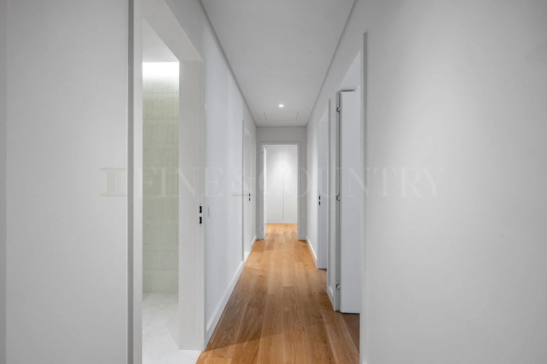 Apartamento T3 para Venda em Quarteira Foto 13