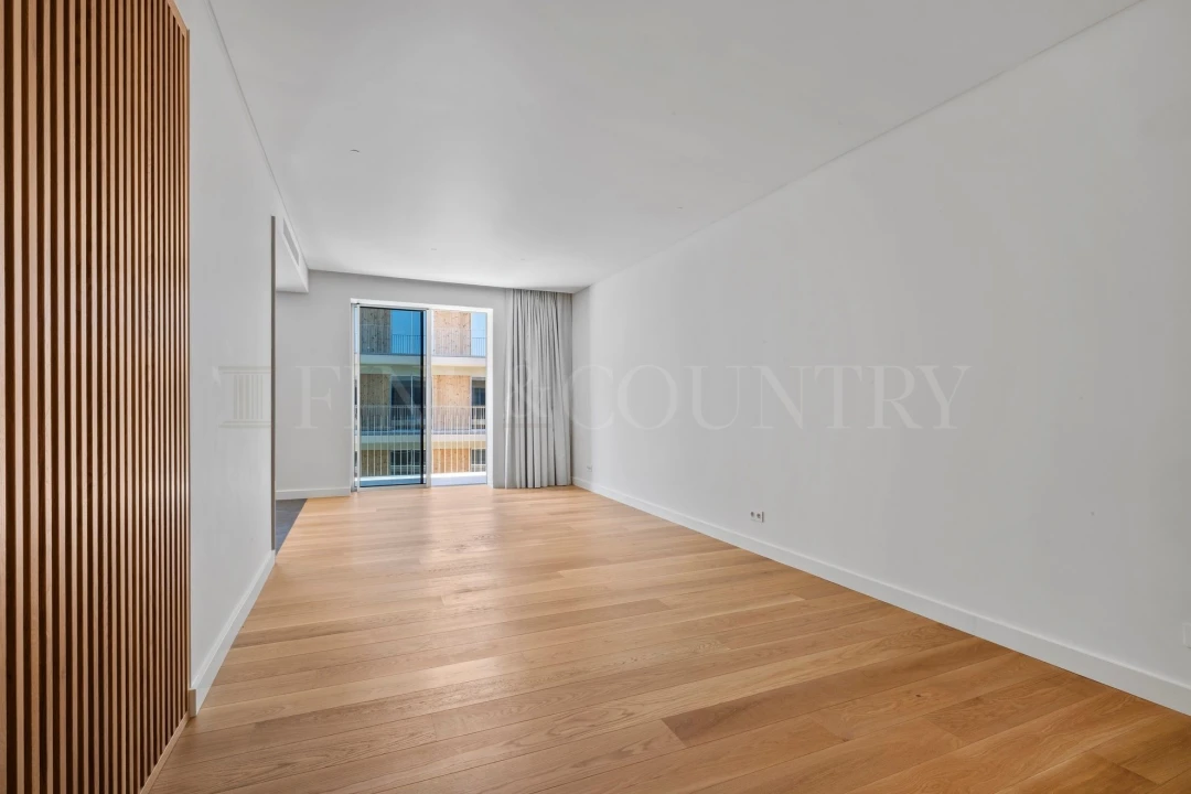 Apartamento T3 para Venda em Quarteira Foto 8