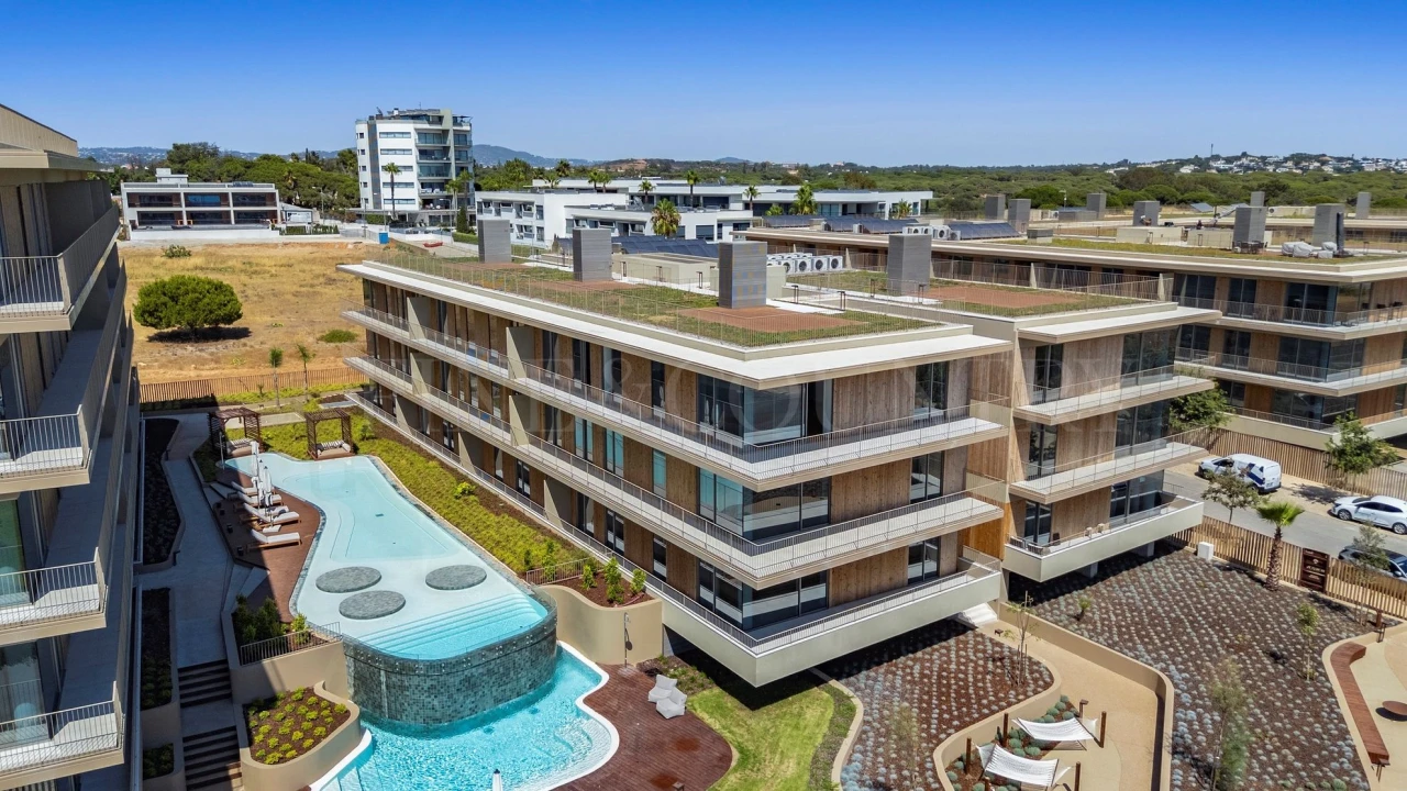 Apartamento T3 para Venda em Quarteira Foto 29