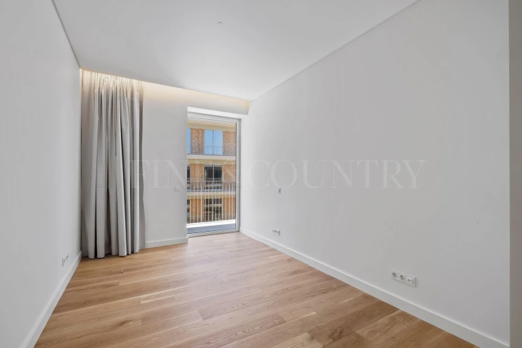 Apartamento T3 para Venda em Quarteira Foto 19