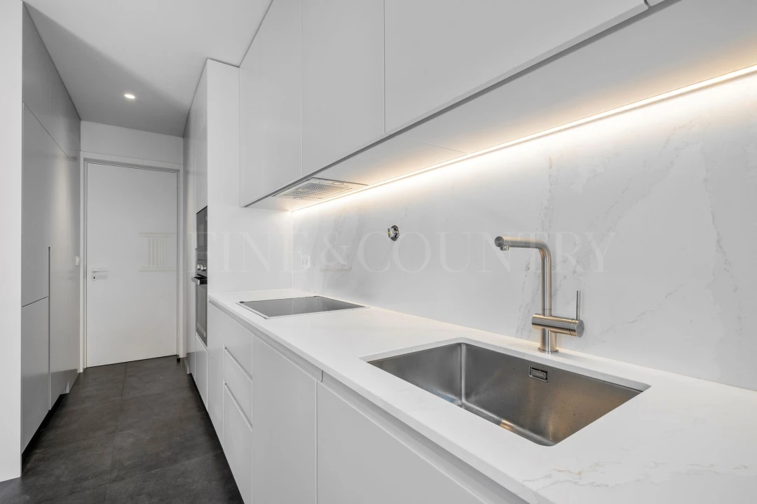 Apartamento T3 para Venda em Quarteira Foto 12