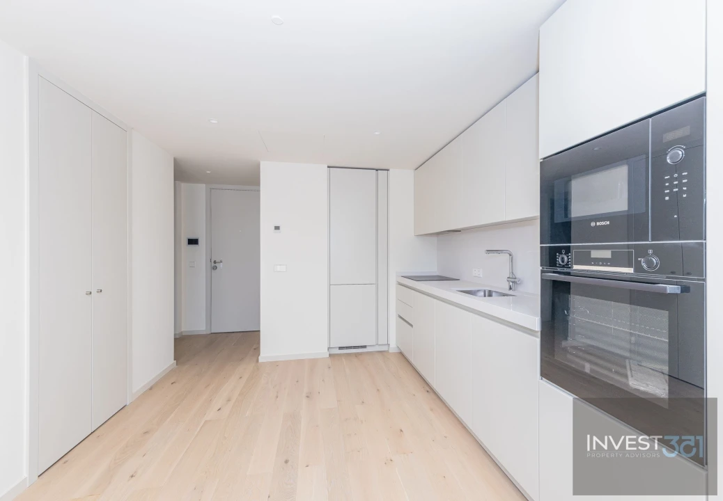 Apartamento T1 para Venda em Parque das Nações Foto 9