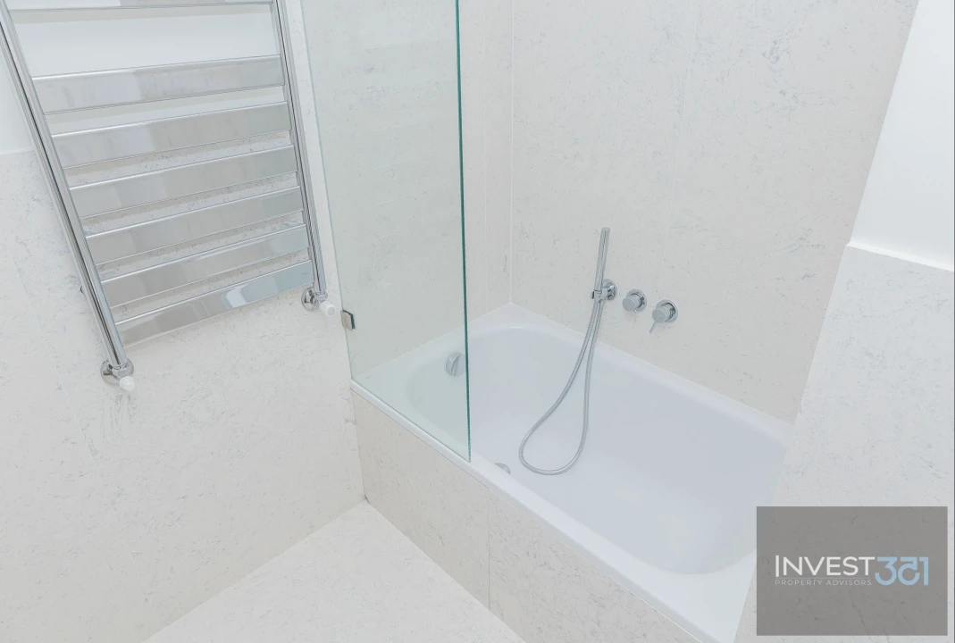 Apartamento T1 para Venda em Parque das Nações Foto 23