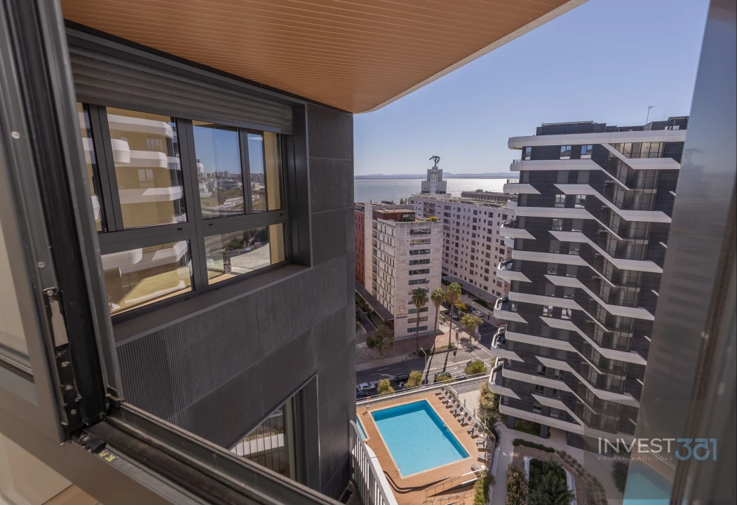 Apartamento T1 para Venda em Parque das Nações Foto 13