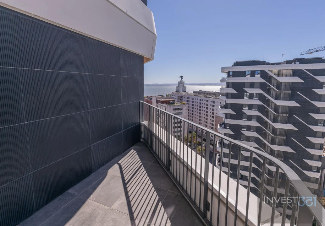Apartamento T1 para Venda em Parque das Nações Foto 3