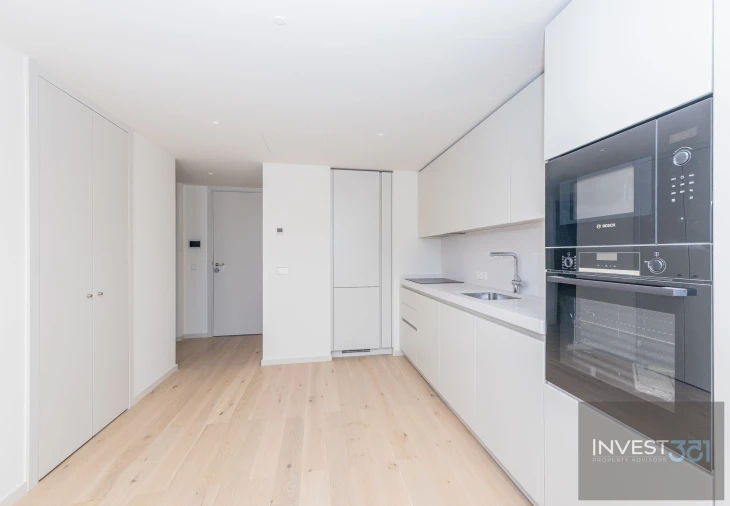 Apartamento T1 para Venda em Parque das Nações Foto 9