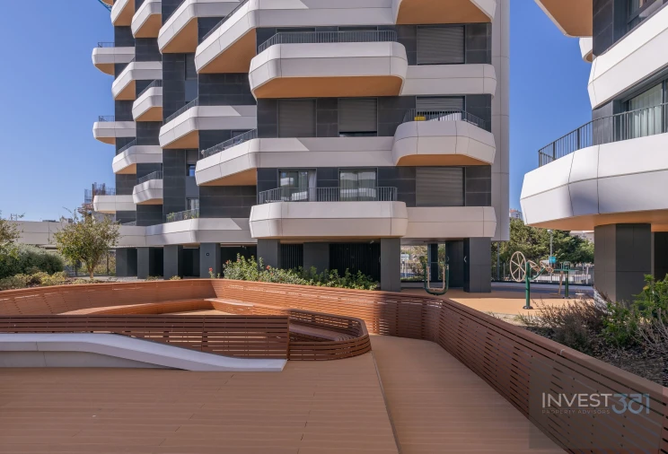 Apartamento T1 para Venda em Parque das Nações Foto 38