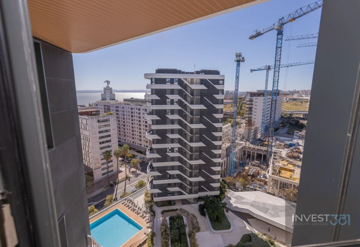 Apartamento T1 para Venda em Parque das Nações Foto 27