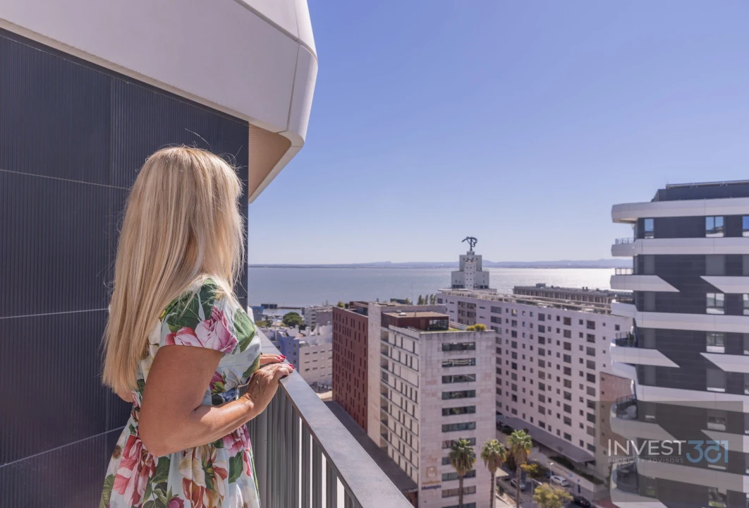 Apartamento T1 para Venda em Parque das Nações Foto 28