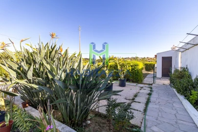 Moradia T6 para Venda em Luz