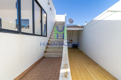 Moradia T6 para Venda em Luz