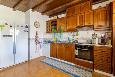 Moradia T6 para Venda em Luz