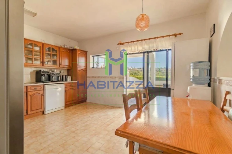 Moradia T6 para Venda em Lagos (São Sebastião e Santa Maria) Foto 7