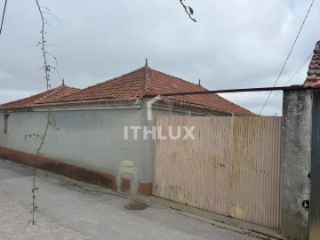 Moradia T2 para Venda em Reguengo Grande