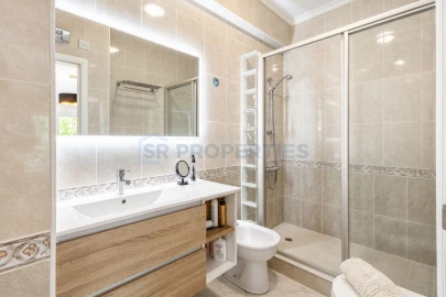 Apartamento T2 para Venda em Quarteira