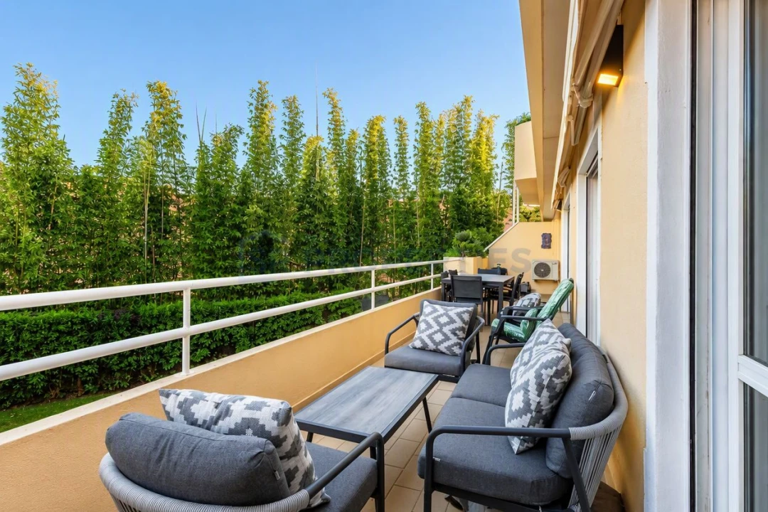 Apartamento T2 para Venda em Quarteira Foto 5