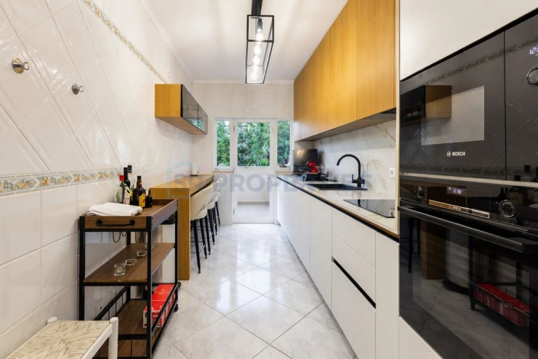 Apartamento T2 para Venda em Quarteira Foto 28
