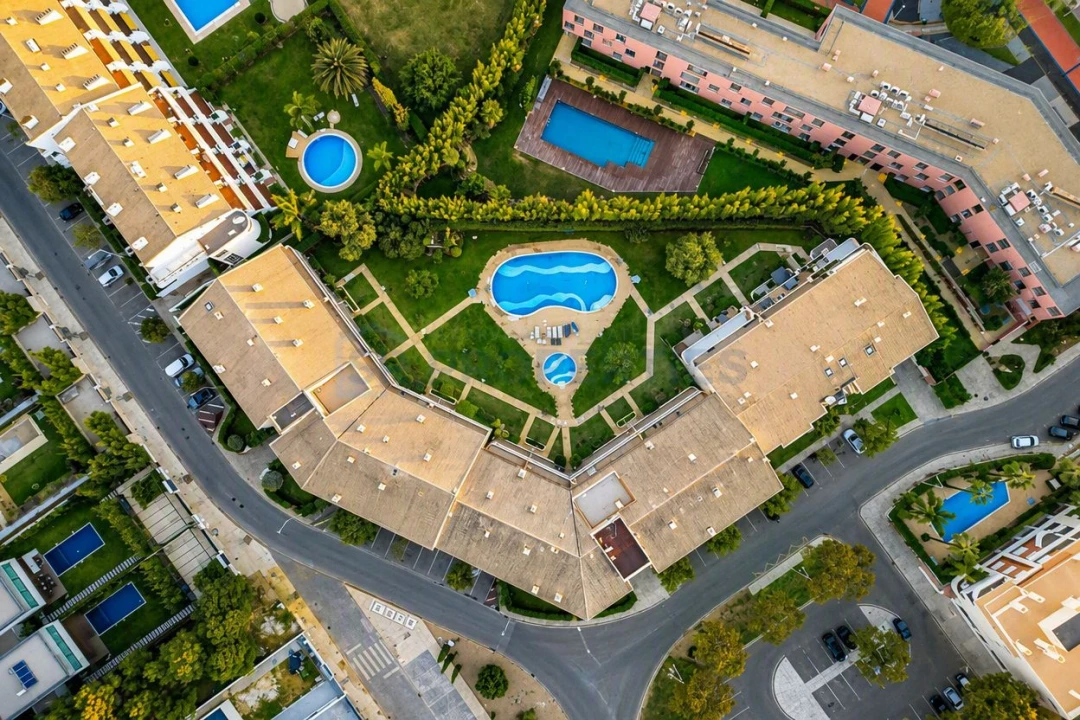 Apartamento T2 para Venda em Quarteira Foto 12